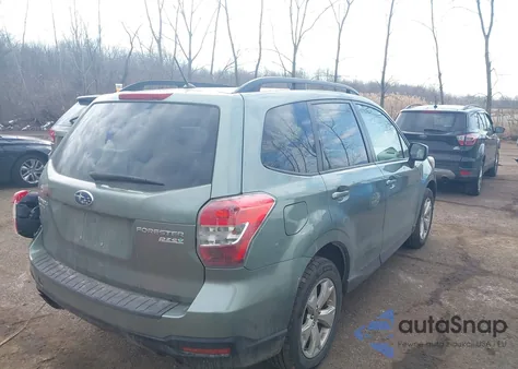 2015 Subaru Forester 2.5I Premium z USA, uszkodzony, nr VIN JF2SJADC8FH456534